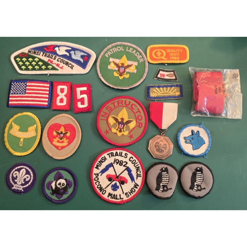16 Vintage 1980s BSA Patches + Medal & Epaulettes Boy Scouts of America